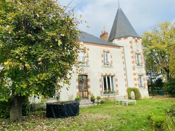 Château à vendre |  Cour-Cheverny |  19 pièces | 480 m²