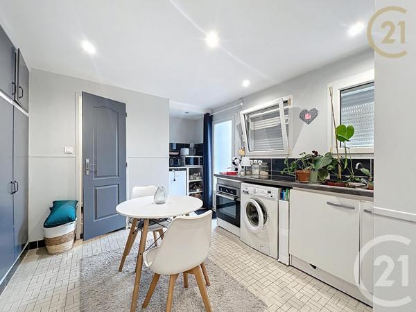 Immeuble à vendre  159,99 m2 ANGERS - 49