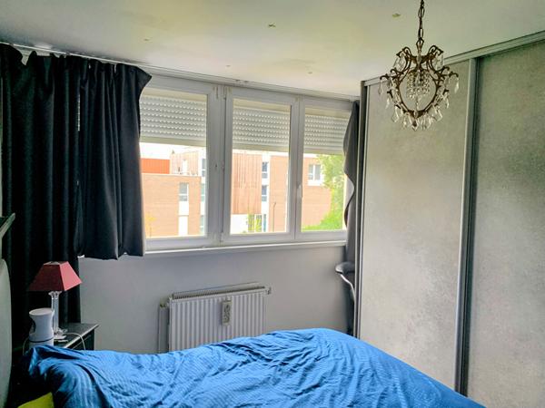 Maison 4 pièces avec grand jardin et garage