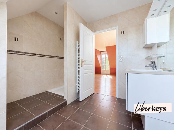SAINT-AVERTIN – Maison familiale de 230 m² avec 3 suites parentales