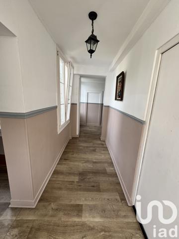 Building for sale 300 m² Montereau-Fault-Yonne