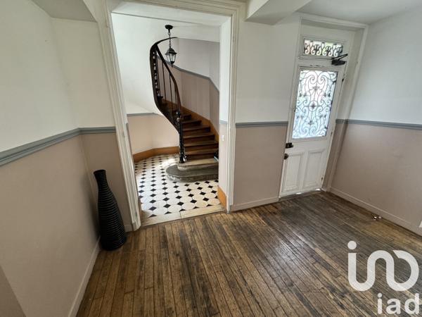 Building for sale 300 m² Montereau-Fault-Yonne