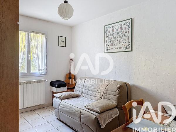 Maison à vendre 4 pièces 95 m² Eyguières