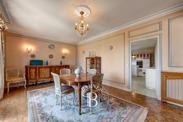 Divonne-les-Bains, Villa 5 Chambres -  304 m² à vendre