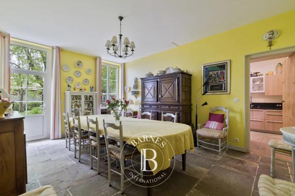 Saint-Pierre-d'Irube, Maison 10 Chambres -  600 m² à vendre