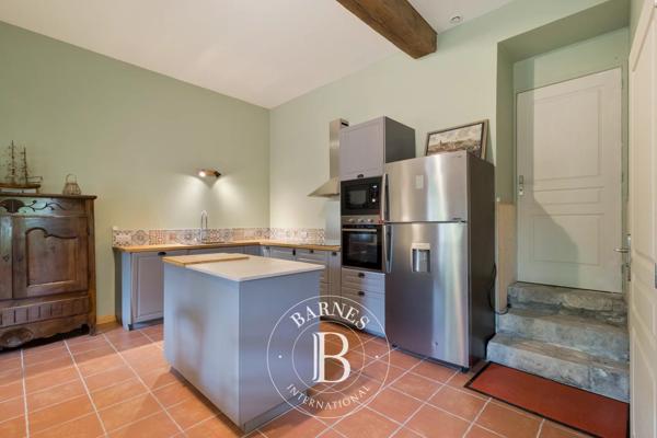Saint-Pierre-d'Irube, Maison 10 Chambres -  600 m² à vendre