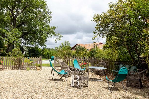 Saint-Pierre-d'Irube, Maison 10 Chambres -  600 m² à vendre