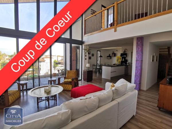 Appartement à louer 4 pièces 139.4m²