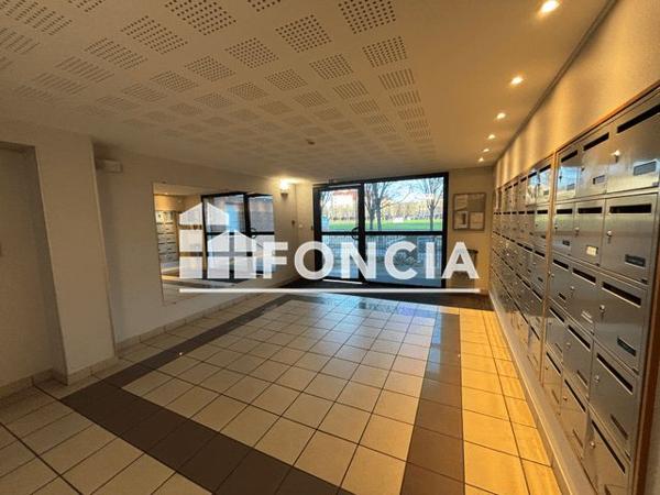 Location Appartement 3 pièces 53.3 m² - 2 RUE DE SOLFERINO Elbeuf 76500