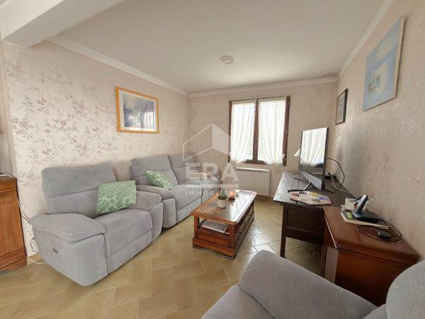 Maison familiale avec sous-sol total et fort potentiel à Quiers