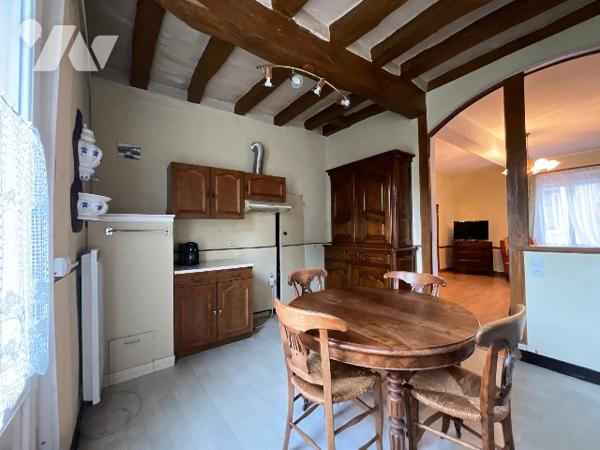 Charmante maison de ville de 70 m² avec jardin, garage et dépendance