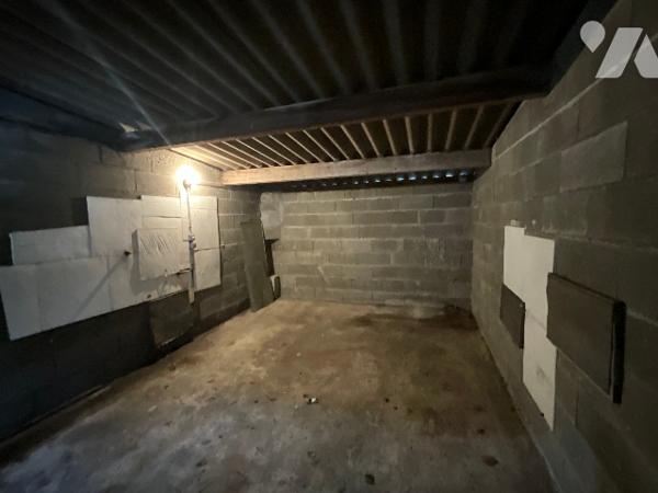 Charmante maison de ville de 70 m² avec jardin, garage et dépendance