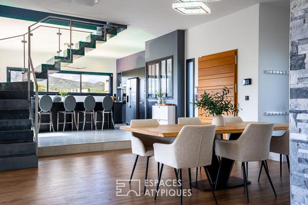 Superbe villa contemporaine avec vue imprenable sur les massifs