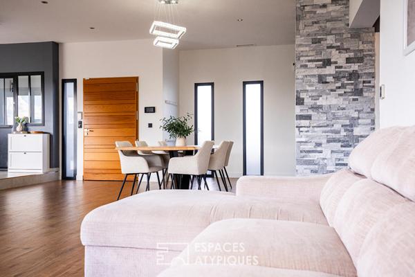 Superbe villa contemporaine avec vue imprenable sur les massifs
