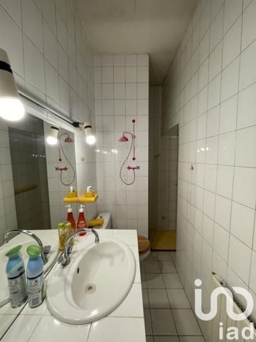 Maison 7 pièces de 229 m² à Roanne (42300)