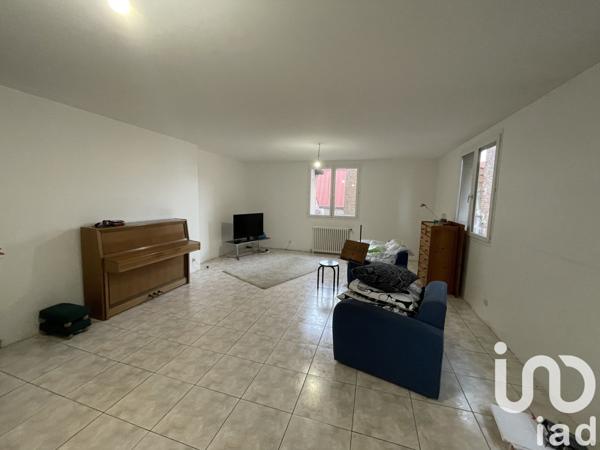 Maison 7 pièces de 229 m² à Roanne (42300)