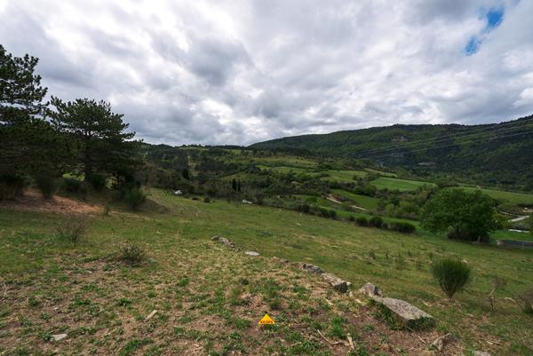 CARCASSONNE – GREFFEIL Terrain constructible de 1.871m² avec vue et partiellement viabilisé