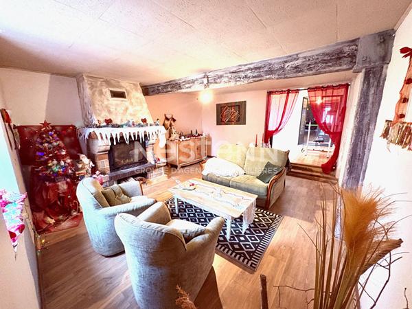 A VENDRE MAISON MITOYENNE SUR LAVELANET