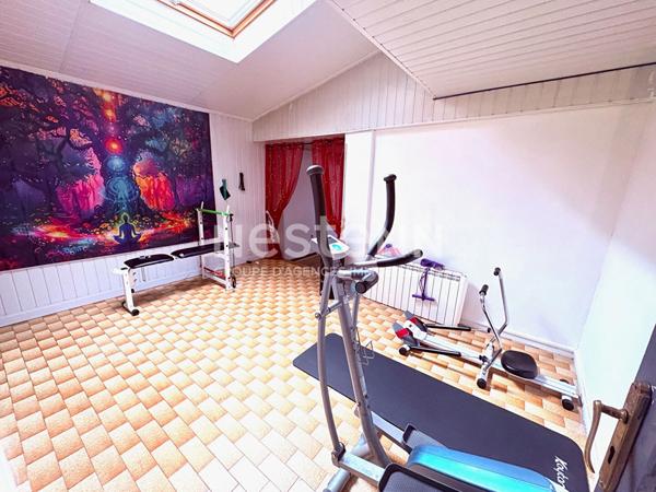 A VENDRE MAISON MITOYENNE SUR LAVELANET