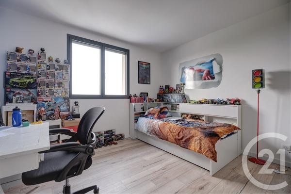 Maison à vendre  7 pièces - 245 m2 REYRIEUX - 01