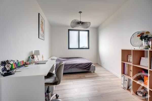 Maison à vendre  7 pièces - 245 m2 REYRIEUX - 01