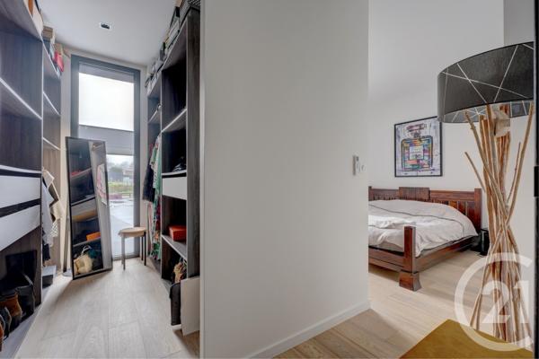 Maison à vendre  7 pièces - 245 m2 REYRIEUX - 01