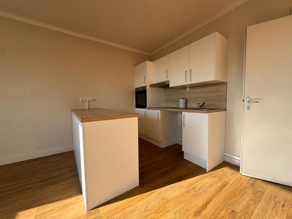 A VENDRE : T3 à MARCQ EN BAROEUL • • 335 000 € FAI • Réf. 1620