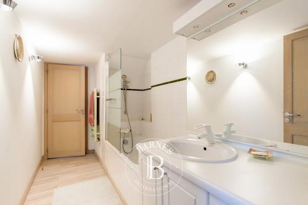 Paris 11ème, Appartement 4 Chambres -  130 m² à vendre