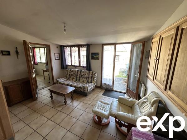 Ensemble de 2 maisons à rénover au cœur du village d’ECUELLES (MORET-LOING-ET-ORVANNE)