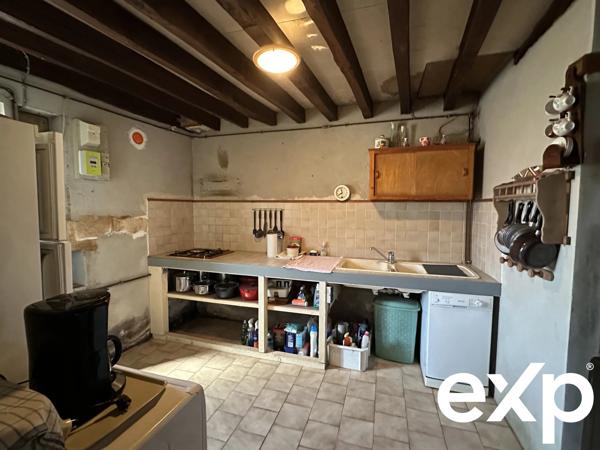 Ensemble de 2 maisons à rénover au cœur du village d’ECUELLES (MORET-LOING-ET-ORVANNE)