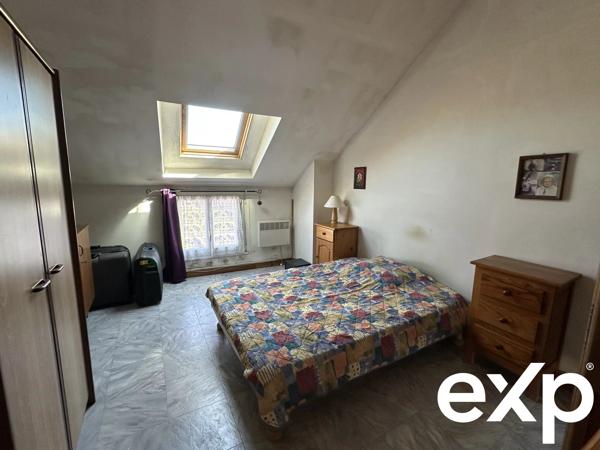 Ensemble de 2 maisons à rénover au cœur du village d’ECUELLES (MORET-LOING-ET-ORVANNE)