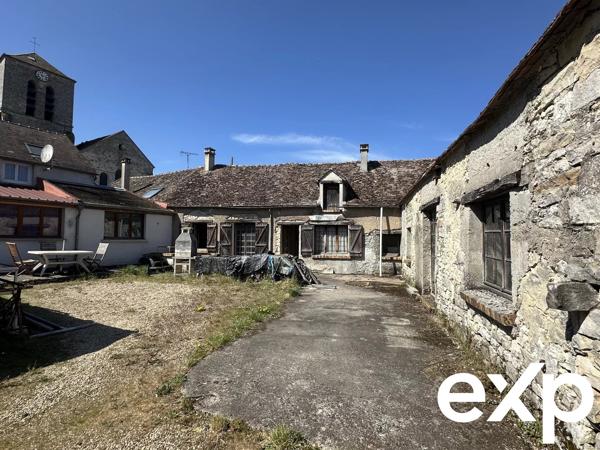 Ensemble de 2 maisons à rénover au cœur du village d’ECUELLES (MORET-LOING-ET-ORVANNE)