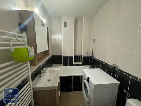Appartement à louer 1 pièce 27.29m² Le Mans (72000)