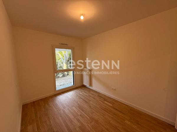 NEUF - Appartement de standing avec balcon - 4 pièces - 107m² - lumineux et calme dans un secteur recherché - vue imprenable sur Rouen - Mont Saint Aignan