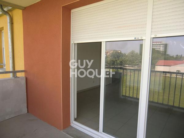 Appartement Muret 3 pièce(s)+ 4 parkings