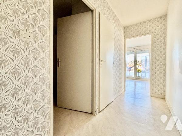 Studio de 38 m2 avec place de parking