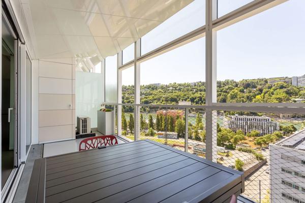 Appartement meublé dans la Tour Ycone