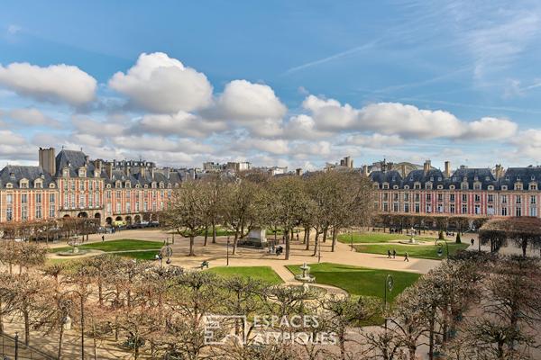 Appartement de caractère au sein de l’Hôtel de Chaulnes sur la Place des Vosges
