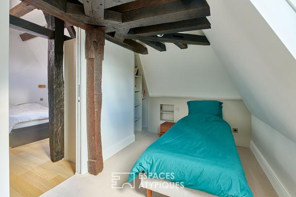 Appartement de caractère au sein de l’Hôtel de Chaulnes sur la Place des Vosges