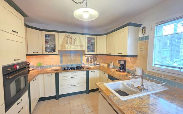 Maison à vendre    4 pièces •  Sartrouville