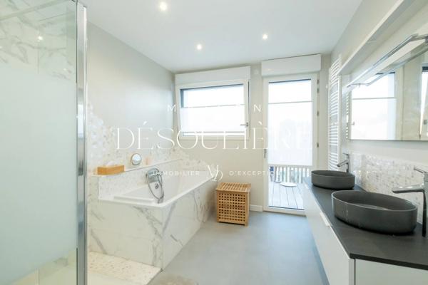 Superbe villa contemporaine - La Rochelle (1ère couronne)