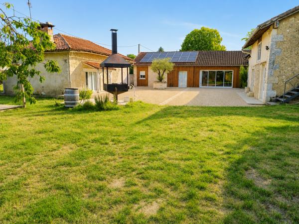Maison à vendre à Montrem (24110) - Dordogne