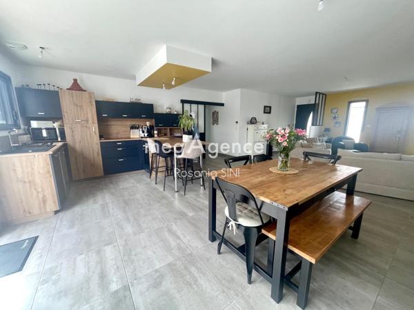 Maison à Les Achards, 85150 - 6 pièces 131m²