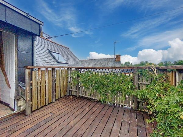 Maison ancienne, idéalement située dans le centre-ville de Chalonnes Sur Loire