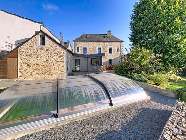 Coup de coeur à Champigné : demeure bourgeoise avec prestations haut de gamme