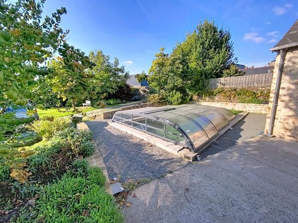 Coup de coeur à Champigné : demeure bourgeoise avec prestations haut de gamme