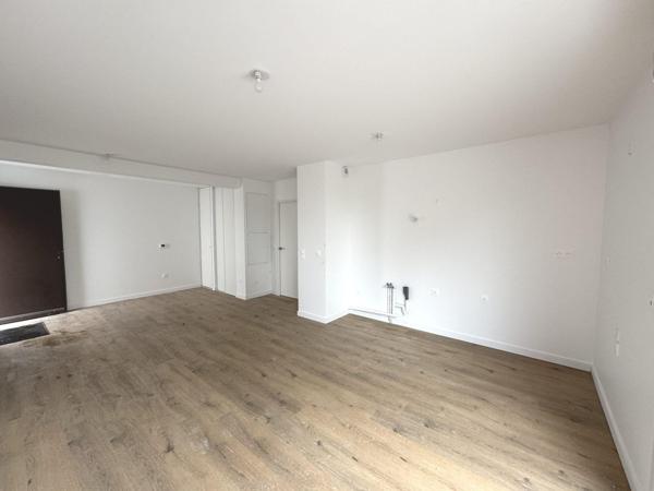 Appartement T3 avec Terrasse et Parking sans vis-à-vis