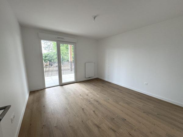 Appartement T3 avec Terrasse et Parking sans vis-à-vis