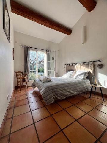 Les Pennes-Mirabeau – Maison familiale avec piscine, volumes et potentiel