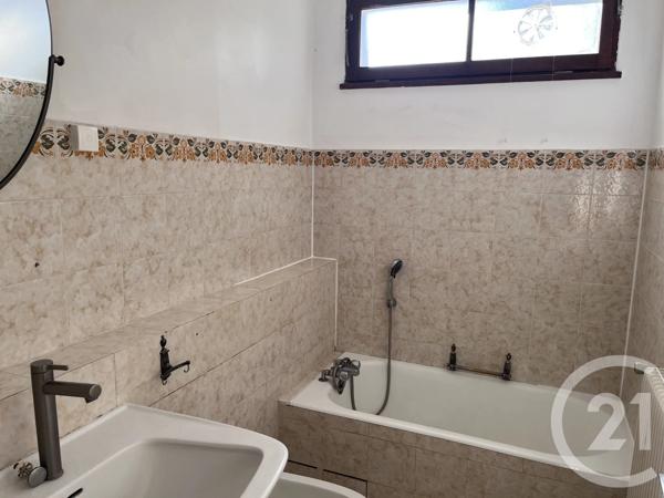 Appartement T3 à vendre  3 pièces - 73,12 m 2   MARSEILLE  - 13012